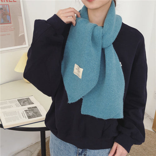 „Adapt“ Knitted Hood Scarf